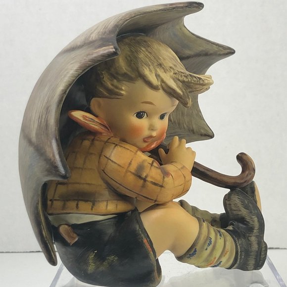 Hummel Boy and Girl with Umbrella 1957 - Picture 10 of 15